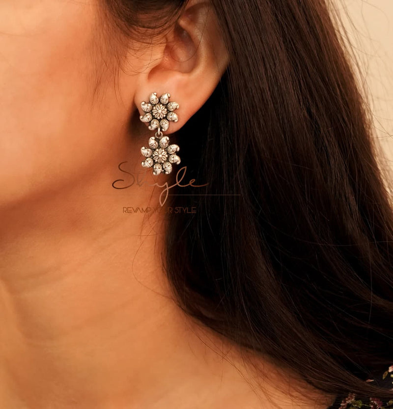 Adya Intricate Flower Sequence Earrings model