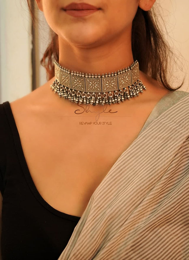 Tattva Intricate Ghughri Choker
