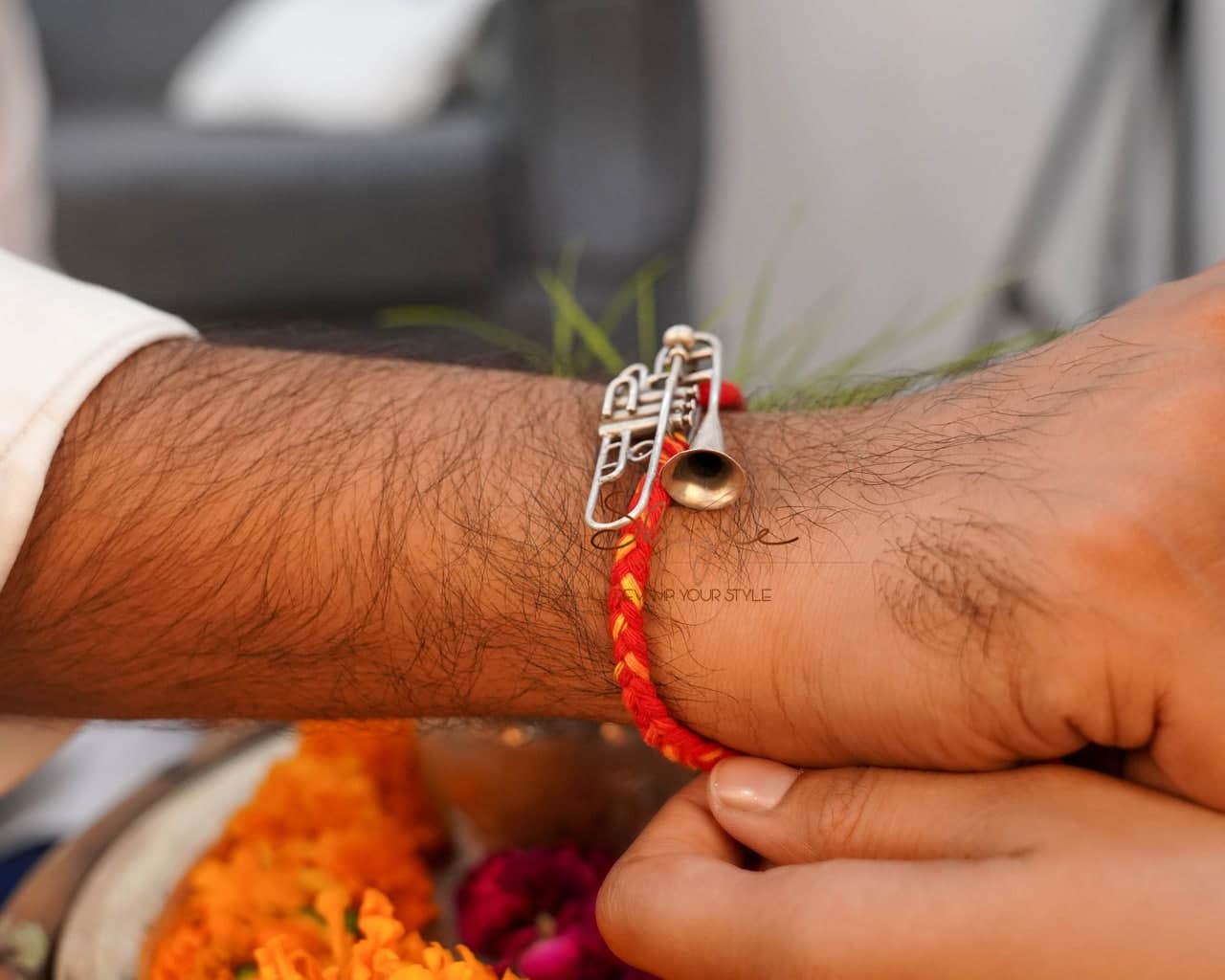 Anvaya Statement Trumphet Rakhi cum Brooch