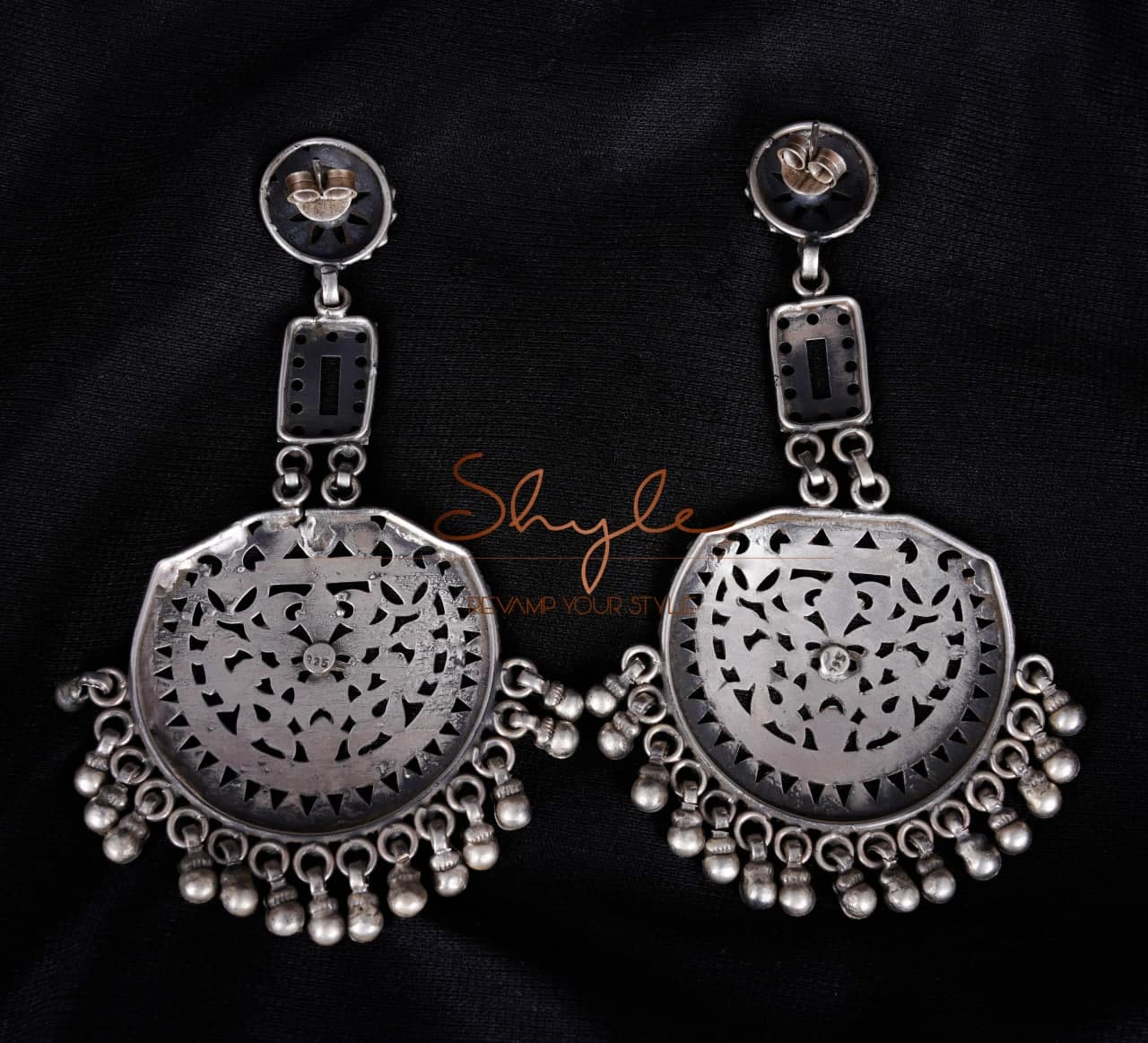 Dulari Carved Earrings side