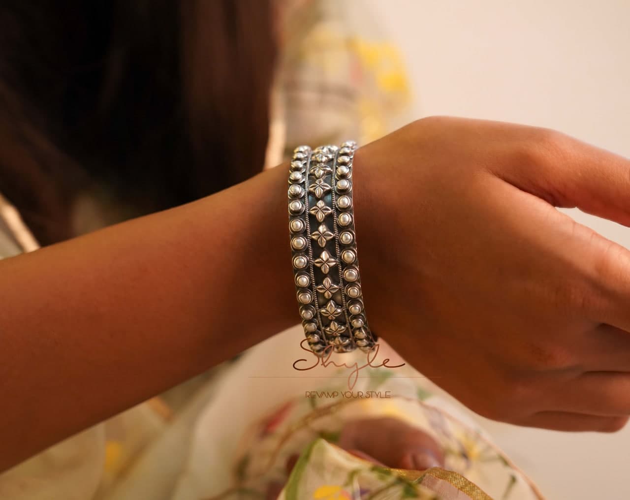 Tattva Intricate Pearl Jadau Classic Kada model