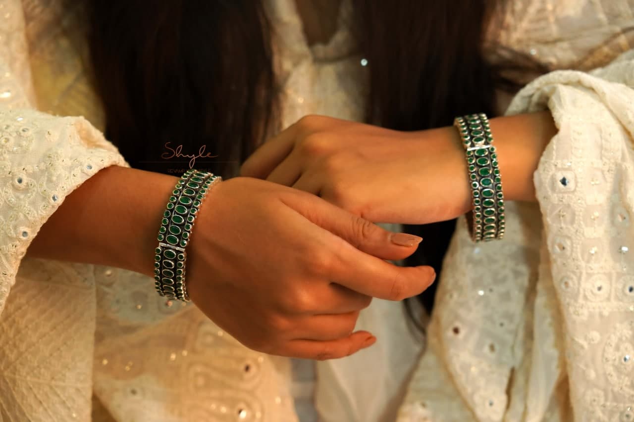 Tattva Hara Jadau Timeless Kada