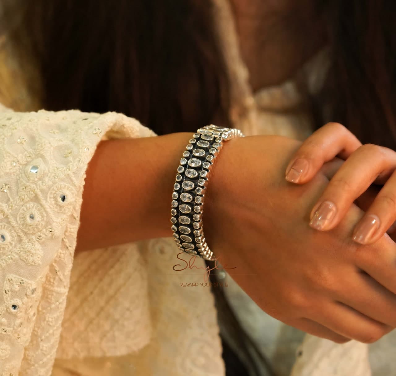 Tattva Scintillating Jadau Timeless Kada