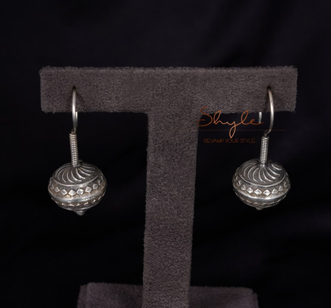 Mizoya Intricate Timeless Drop Earrings