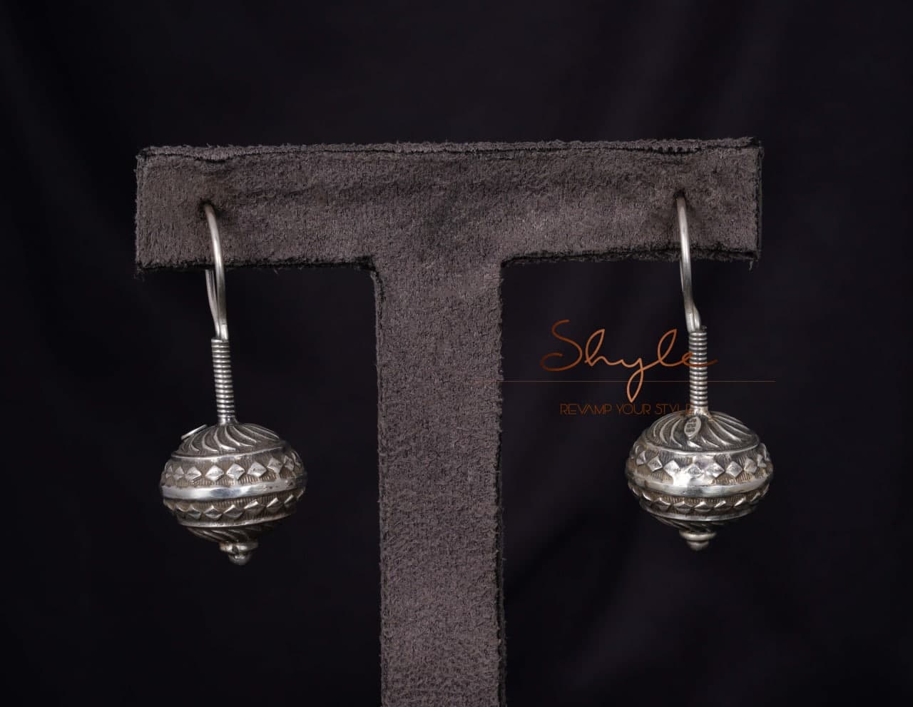 Mizoya Intricate Timeless Drop Earrings