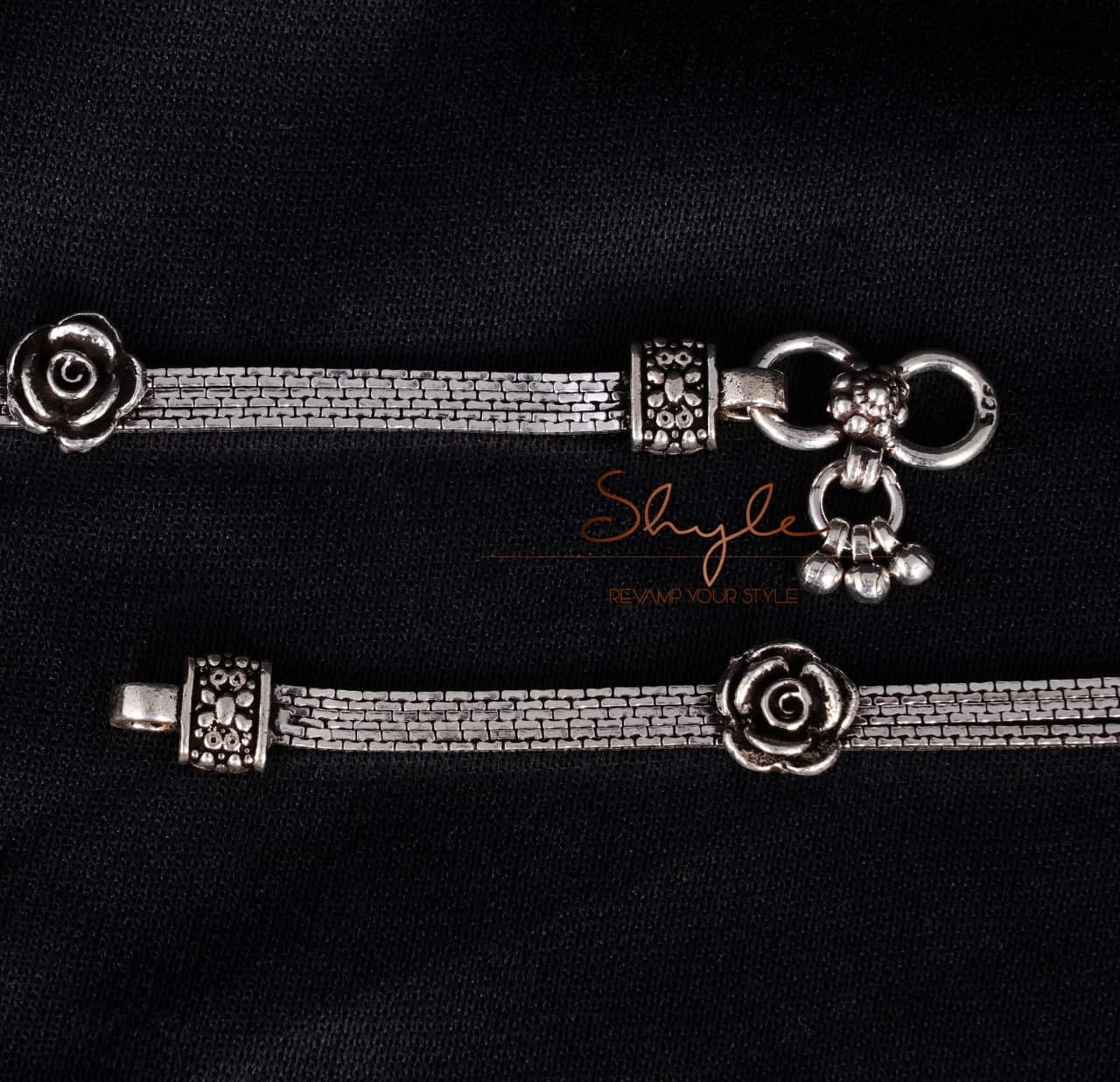 Anvaya Rose Stacked Anklet Pair end