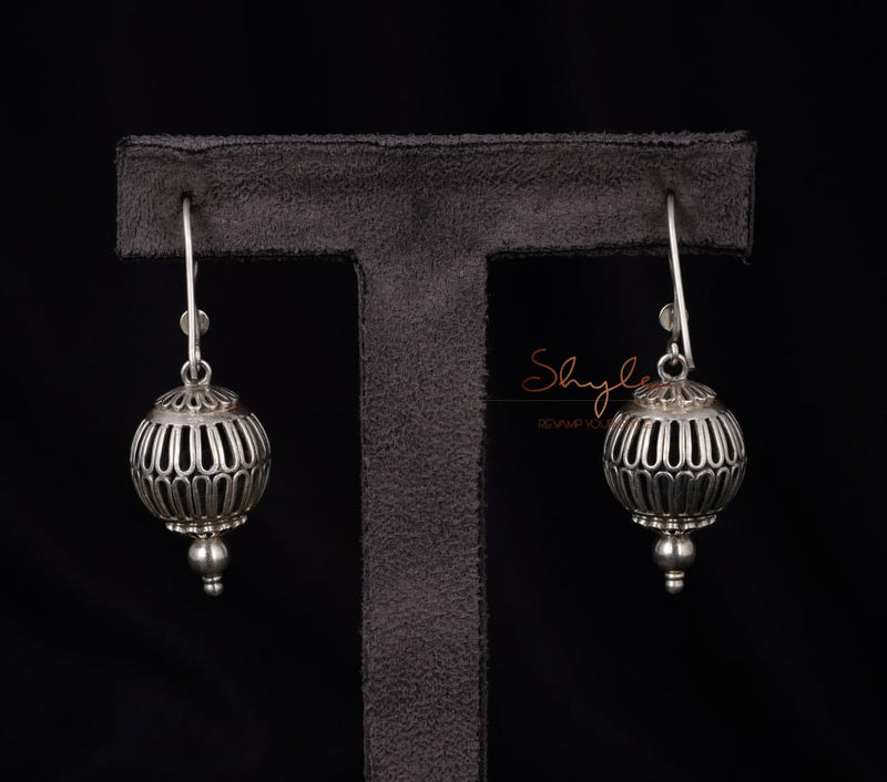 Mizoya Intricate Gada Earrings back