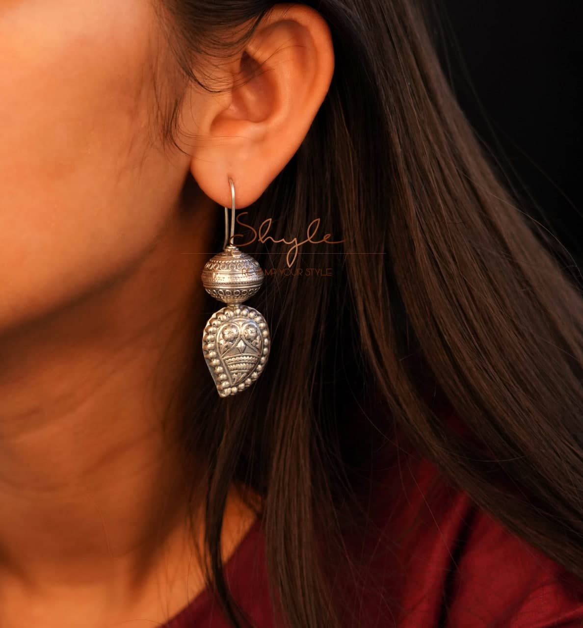 Mizoya Intricate Carry Drop Earrings primary