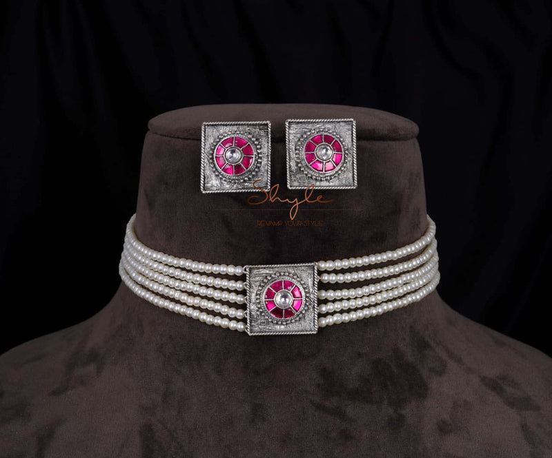 Essence Square Motif Kundan Pearl Statement Choker Set