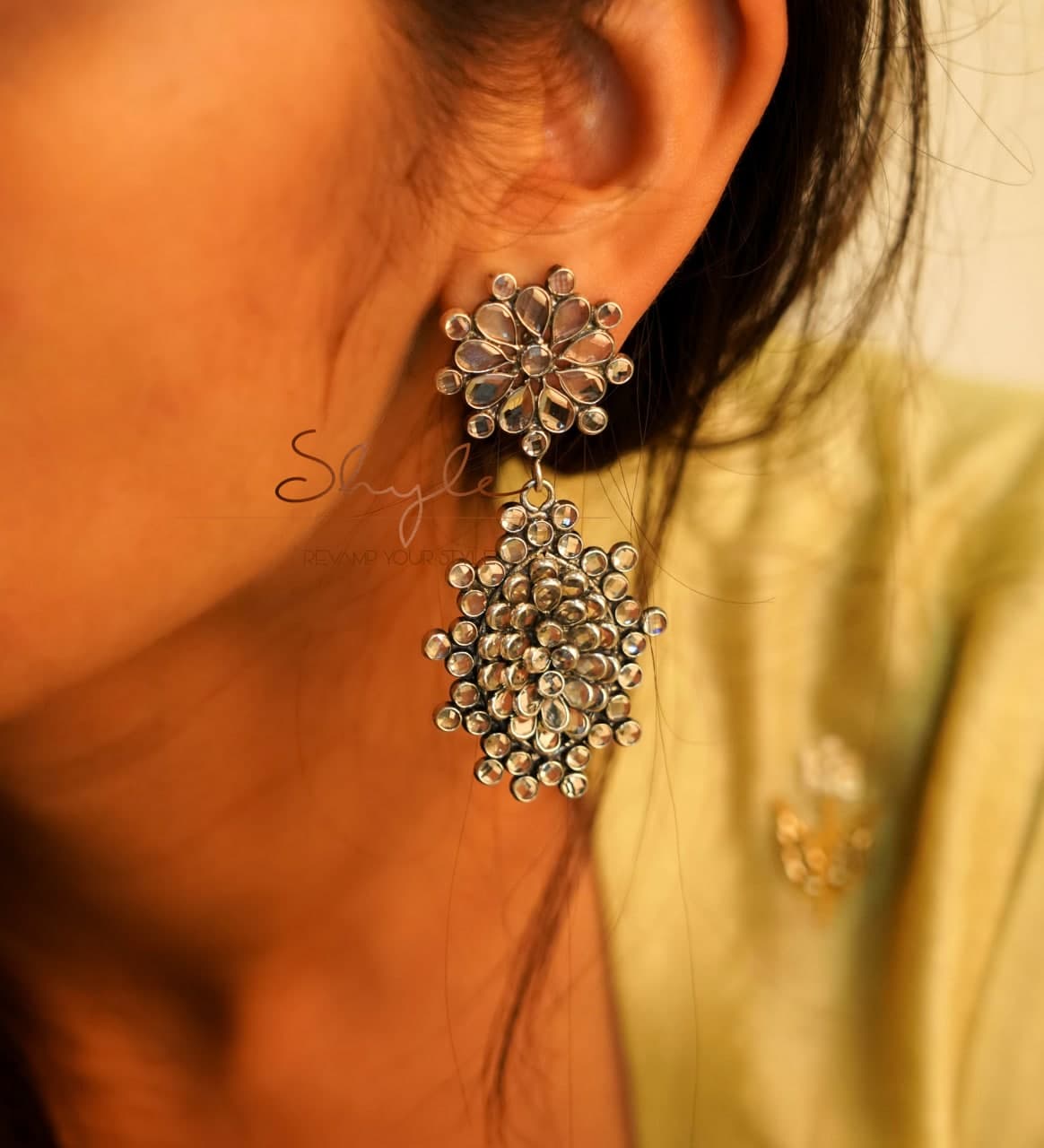Essence Fine Scintillating Flora Earrings