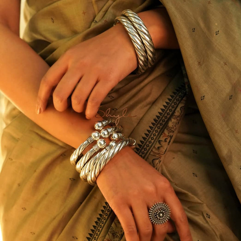 92.5 sterling silver Anvaya Spiral Embossed Kada, view 3