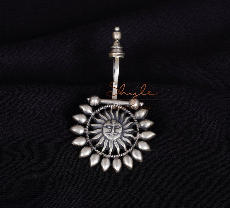 Mizoya Surya Clip On Statement Bugadi
