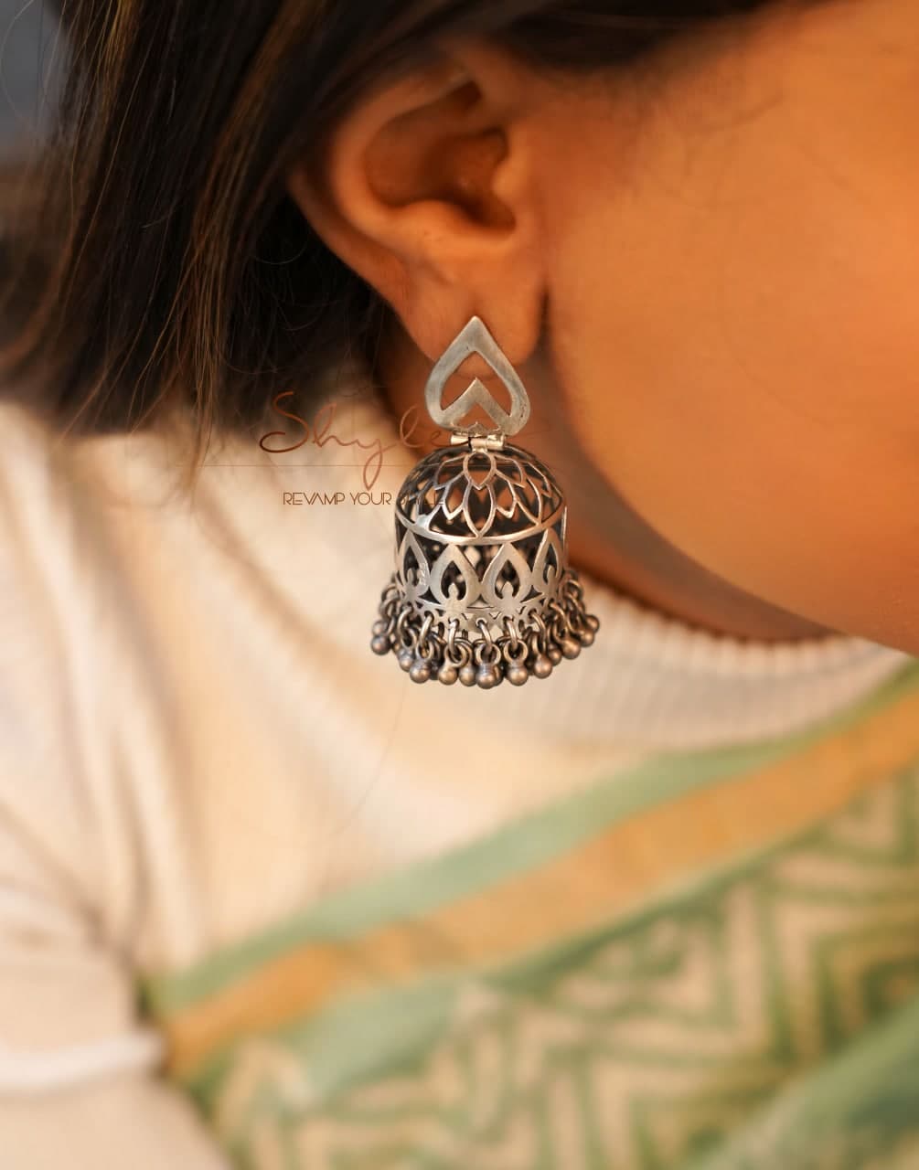 Mizoya Shiva Trinetra Motif Intricate Statement Jhumka