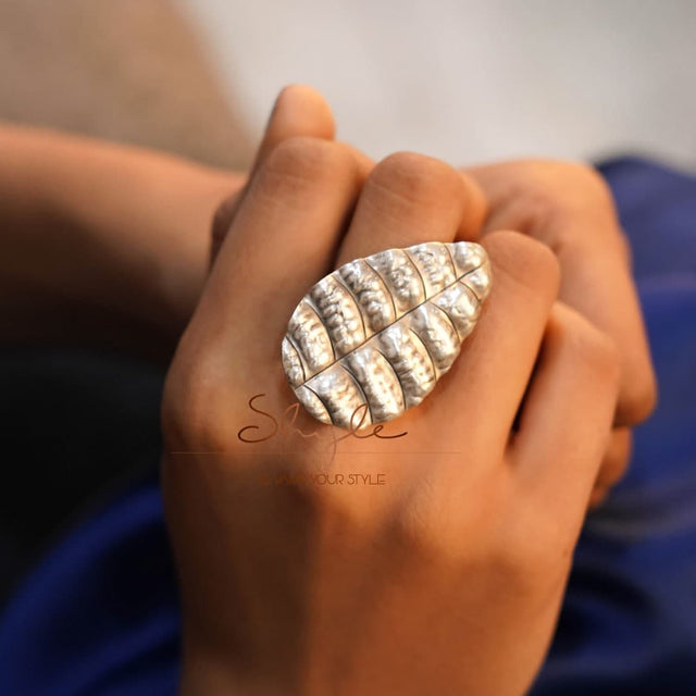 Adya Sookha Patta Ring