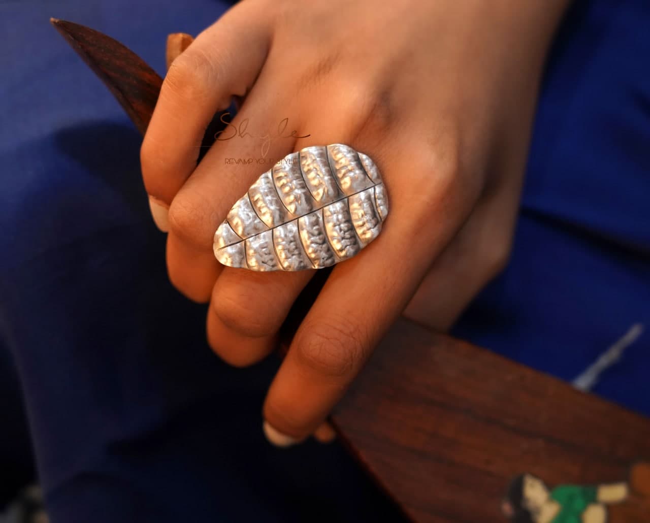Adya Sookha Patta Ring