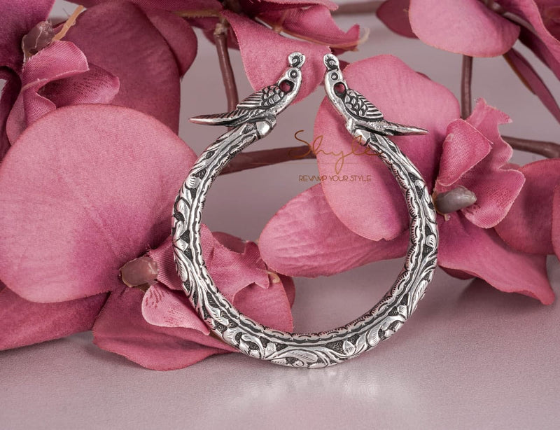 Tattva Dual Parrot Motif Chitai Classic Kada