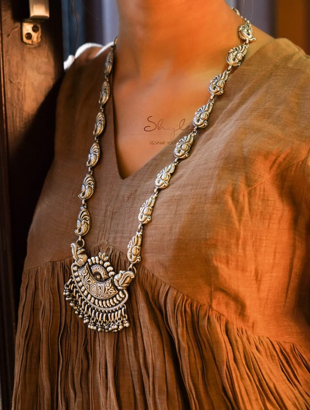 Anvaya Intricate Peacock Embossed Chandra Necklace