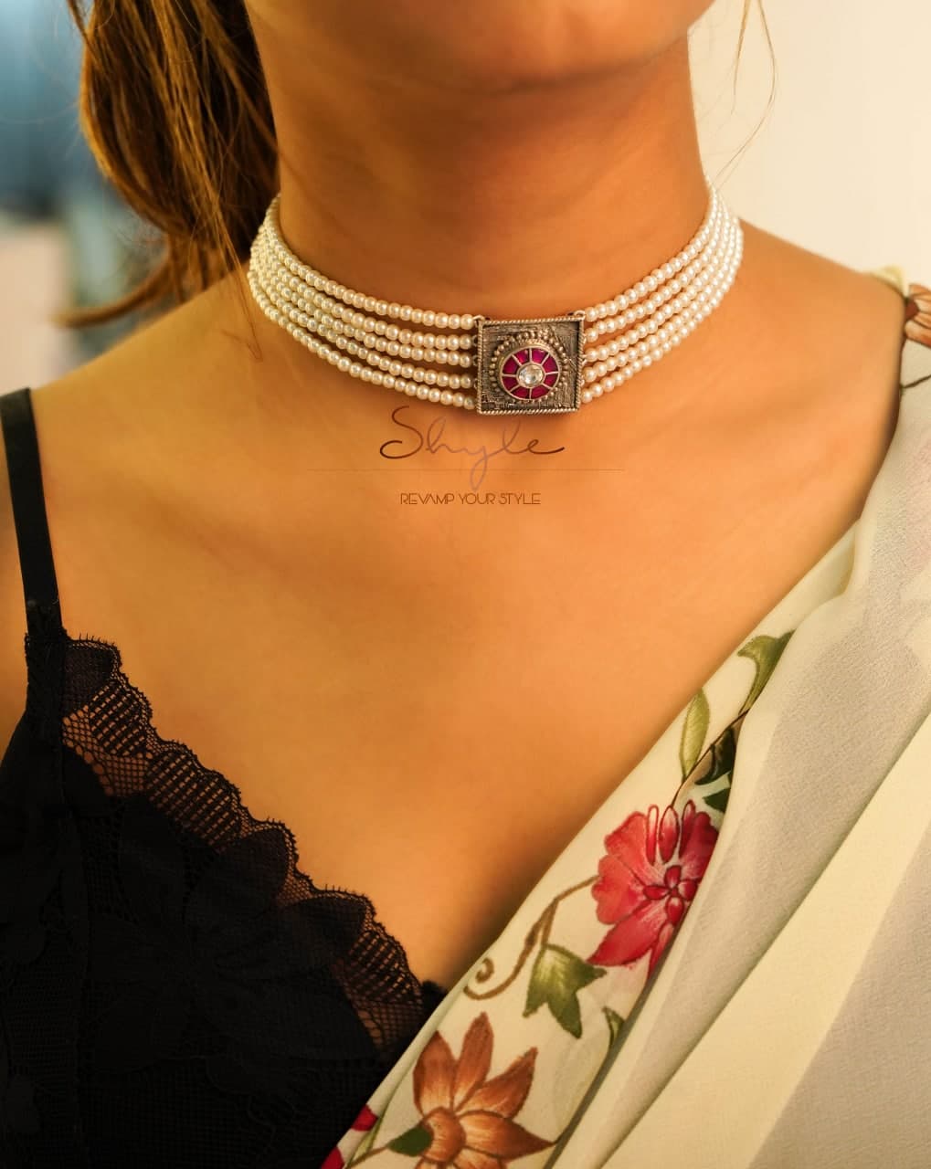 Essence Square Motif Kundan Pearl Statement Choker