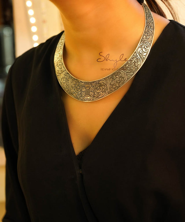 Mizoya Floral Mandaai Intricate Timeless Hasli