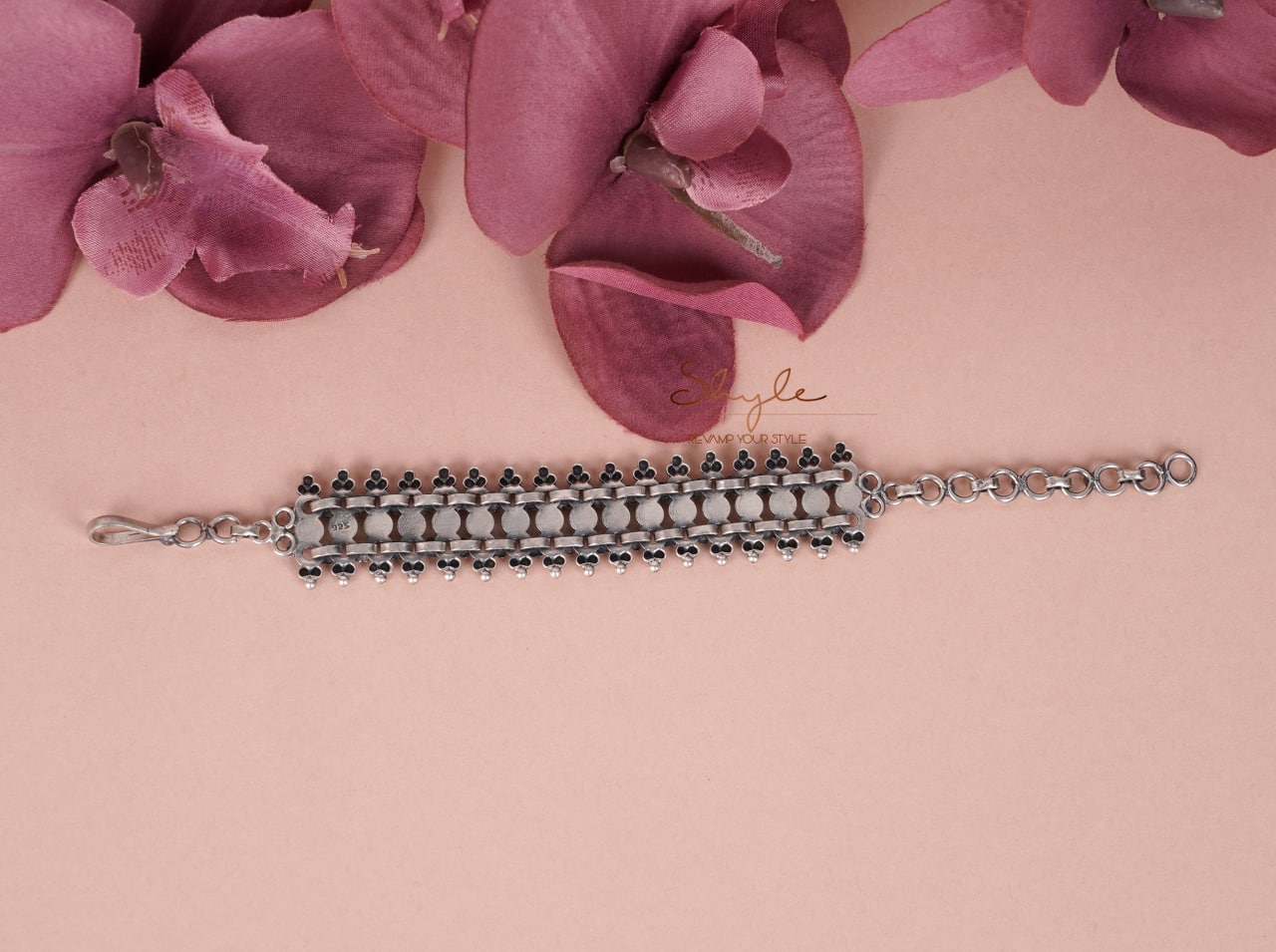 Moh Intricate Sadabahaar Bracelet