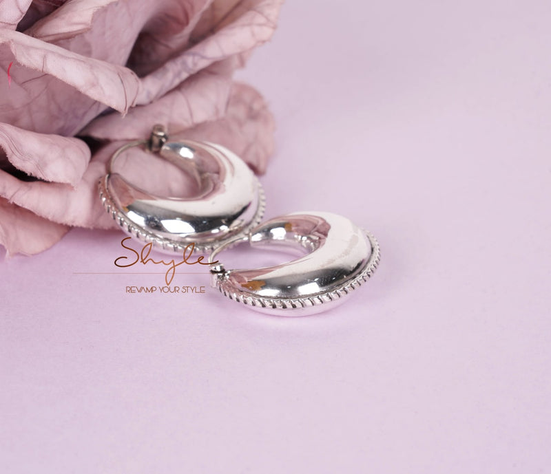 Adya Embossed Fine Hoops