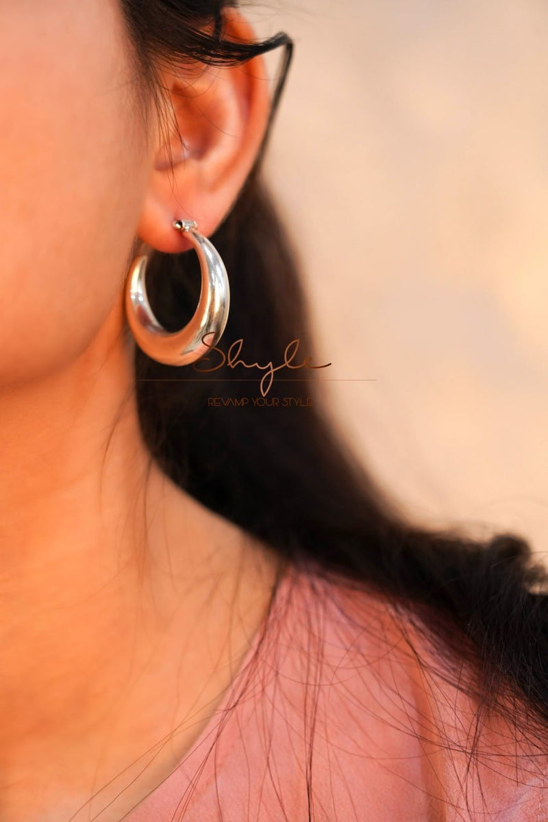 Adya Fine Medium Timeless Hoops