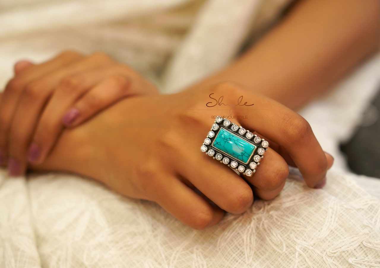 Essence Jadau Turquoise Cocktail Ring