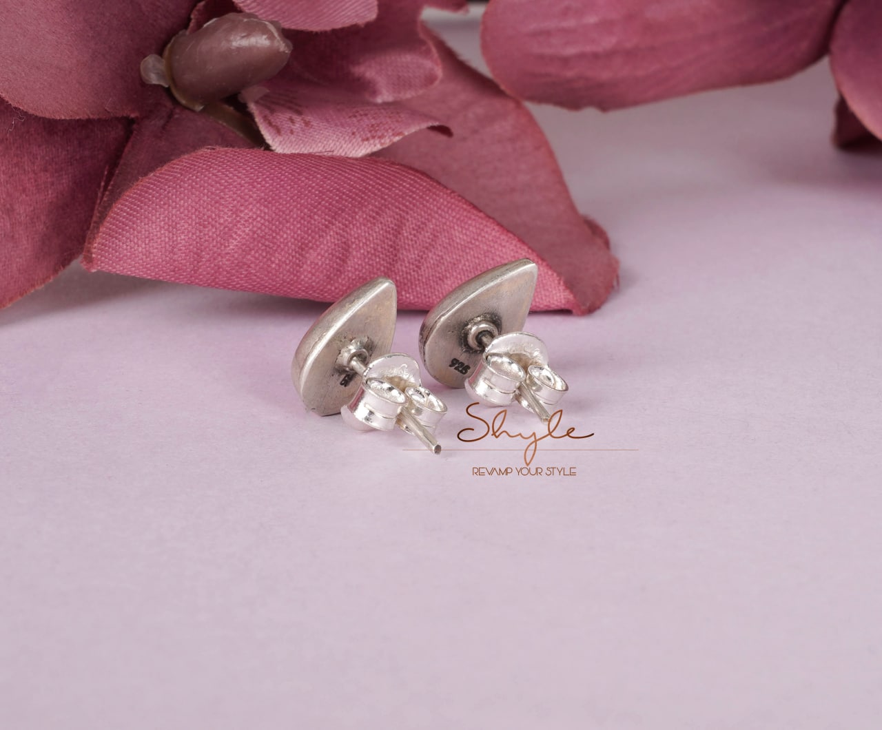 Adya Fine Boond Studs