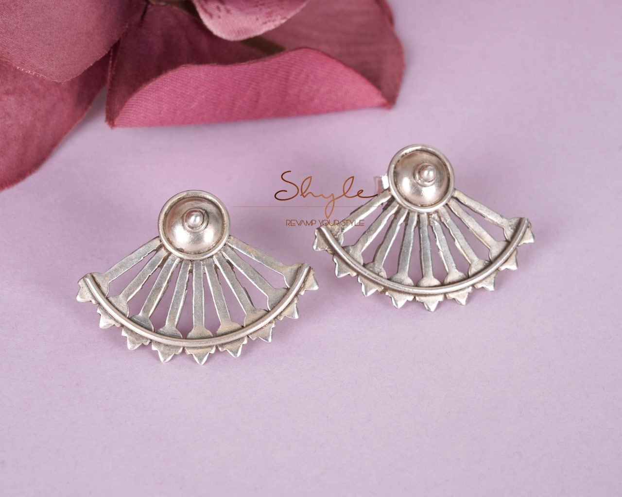 Adya Fine Pankhi Studs