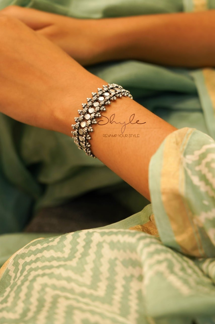 Moh Intricate Sadabahaar Bracelet