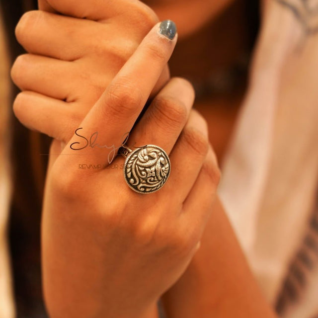 925 pure silver peacock motif embossed versatile ring, alternate view