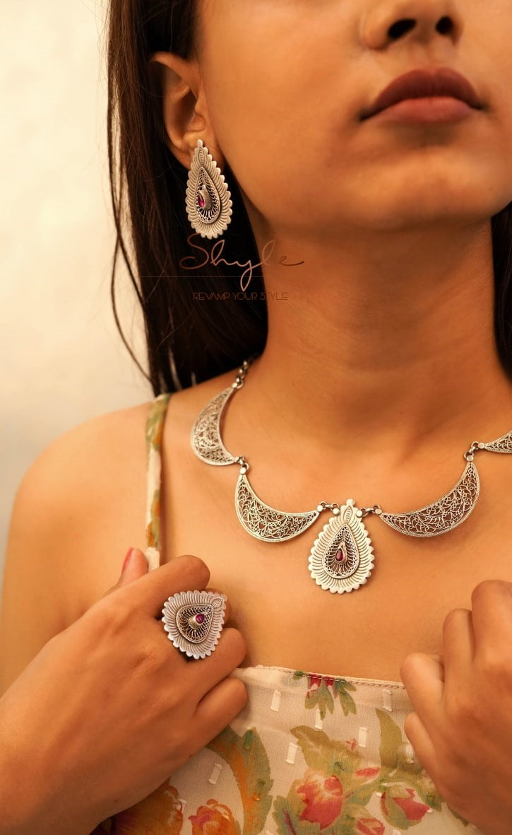 Mizoya Statement Drop Crescent Moon Earring Ring Necklace Set