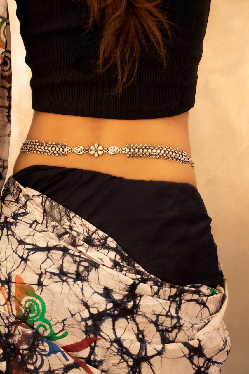 Moh Sadabahaar Flower Motif Kamarbandh