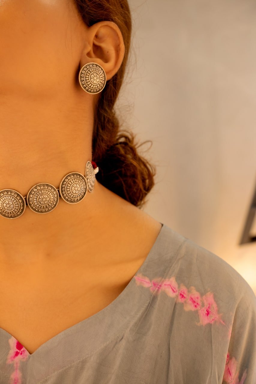 Adya Intricate Circular motif Sequence Choker Set