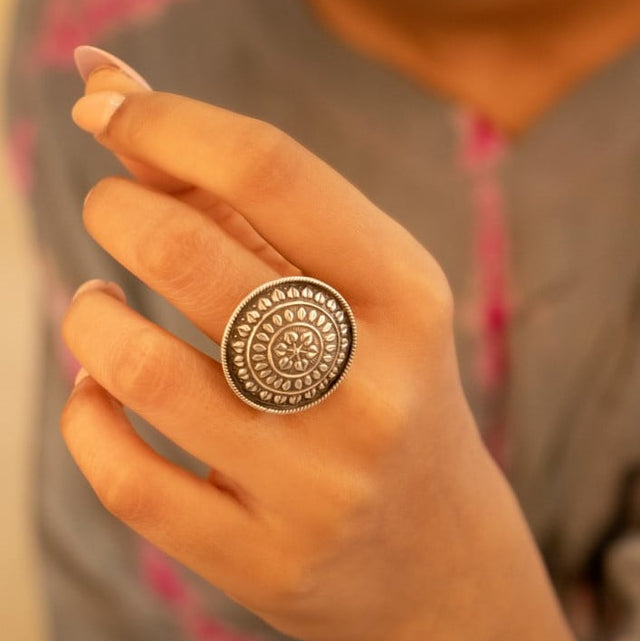 Adya Intricate Sequence Circular Motif Ring