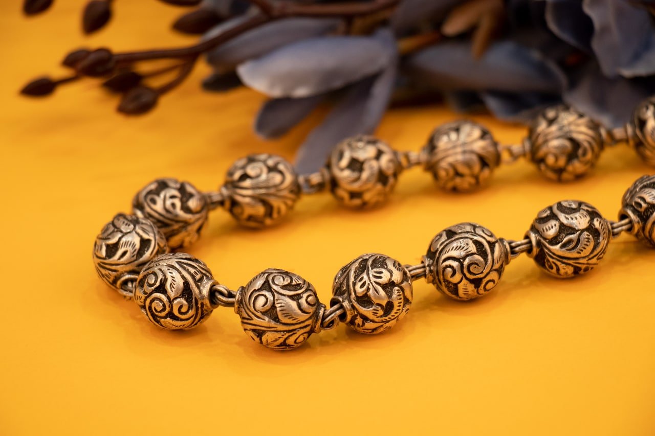 Tattva Classic Chitai Ball Necklace