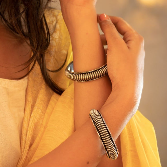 92.5 sterling silver Mizoya Intricate Line Sequence Embossed Kada, view 3