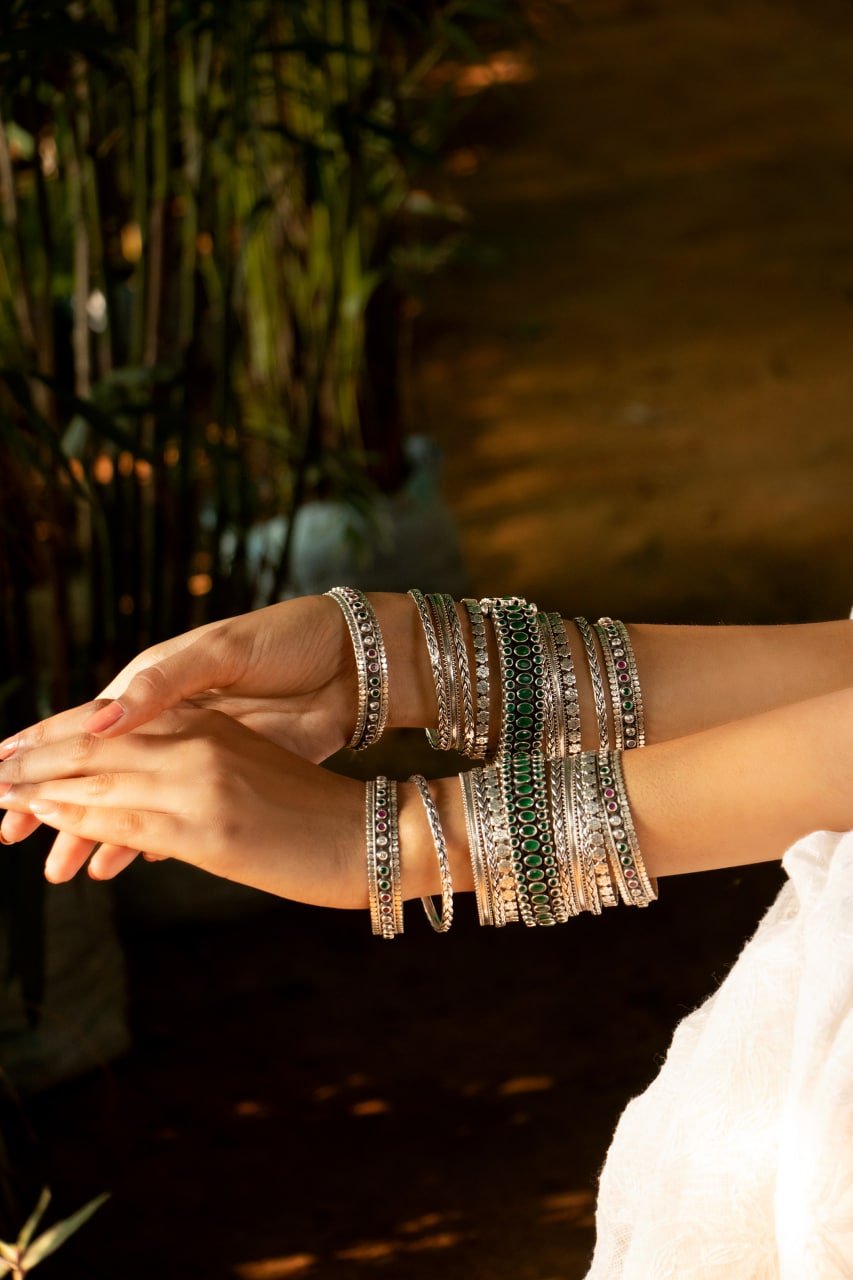Tattva Statement Festive Bangle Set