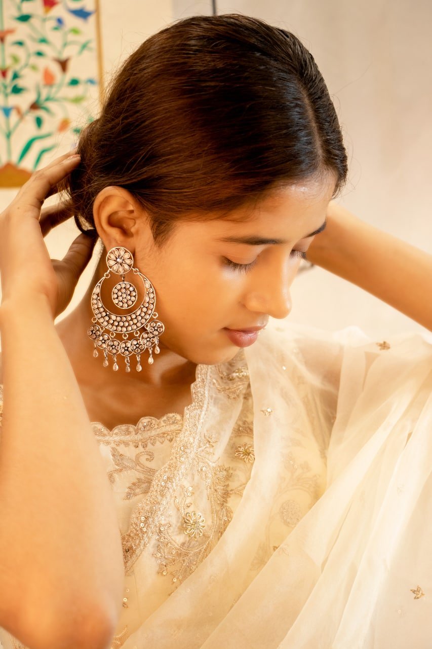 Essence Statement Scintillating Chandbali