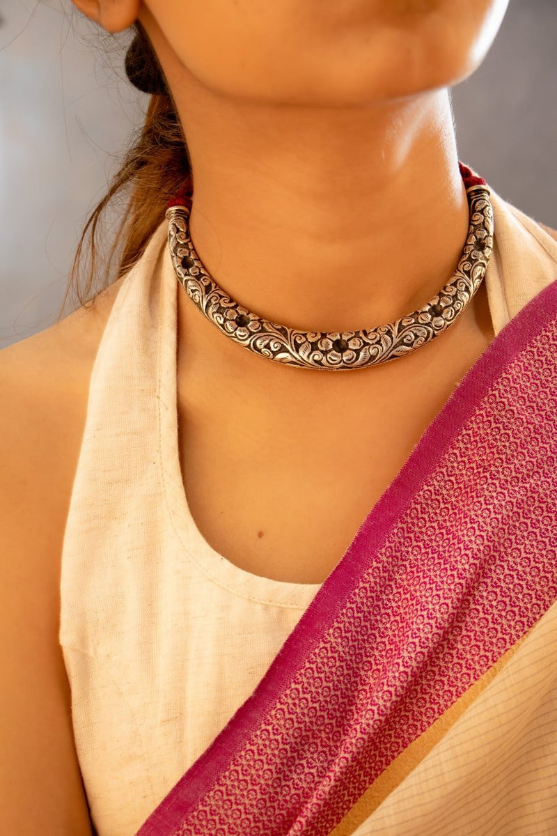 92.5 sterling silver Tattva Flora Detailed Embossed Hasli