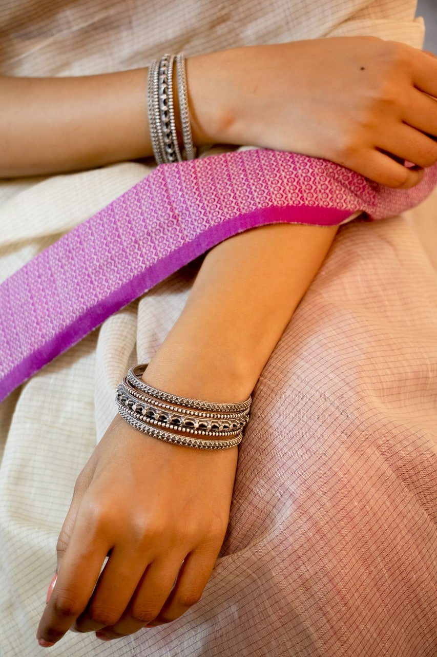 Mizoya Intricate Timeless Bangle Set