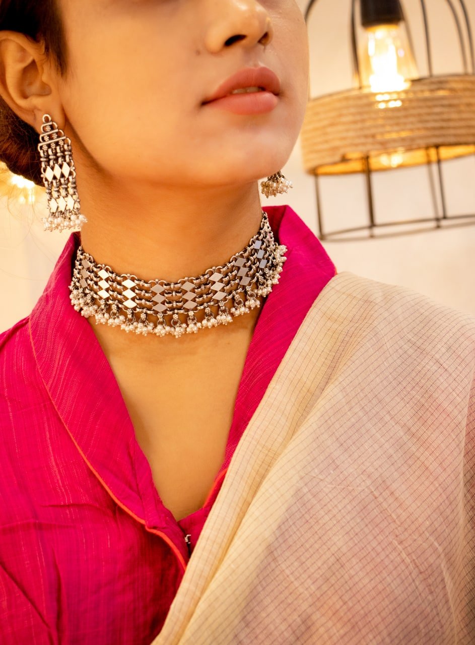 Tattva Intricate Jali Pearl Drop Choker Set