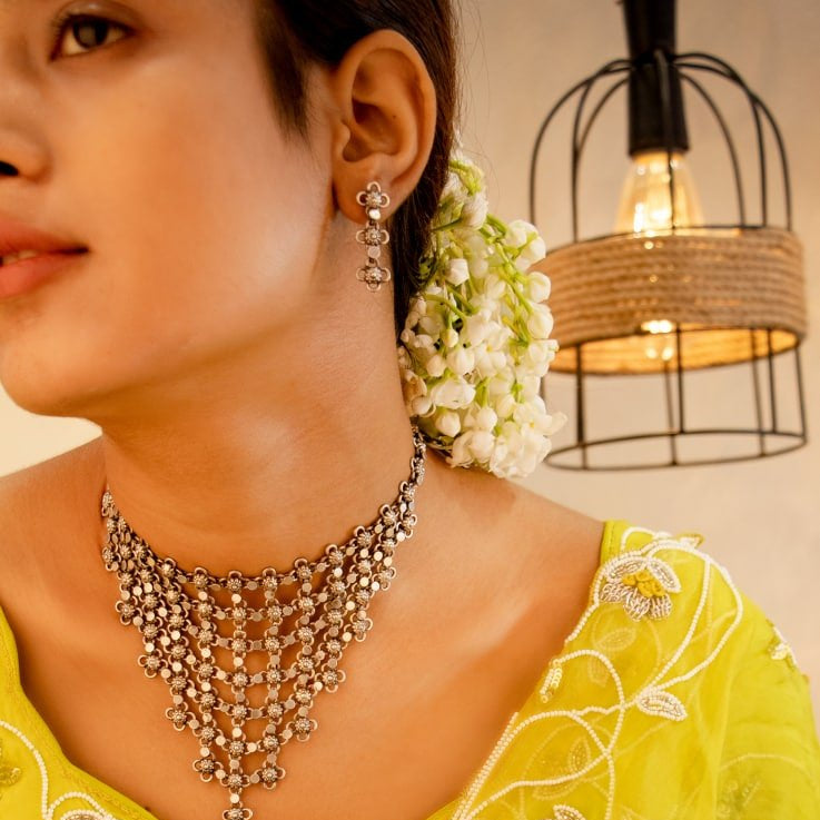 Tattva Intricate Versatile Jali Haar