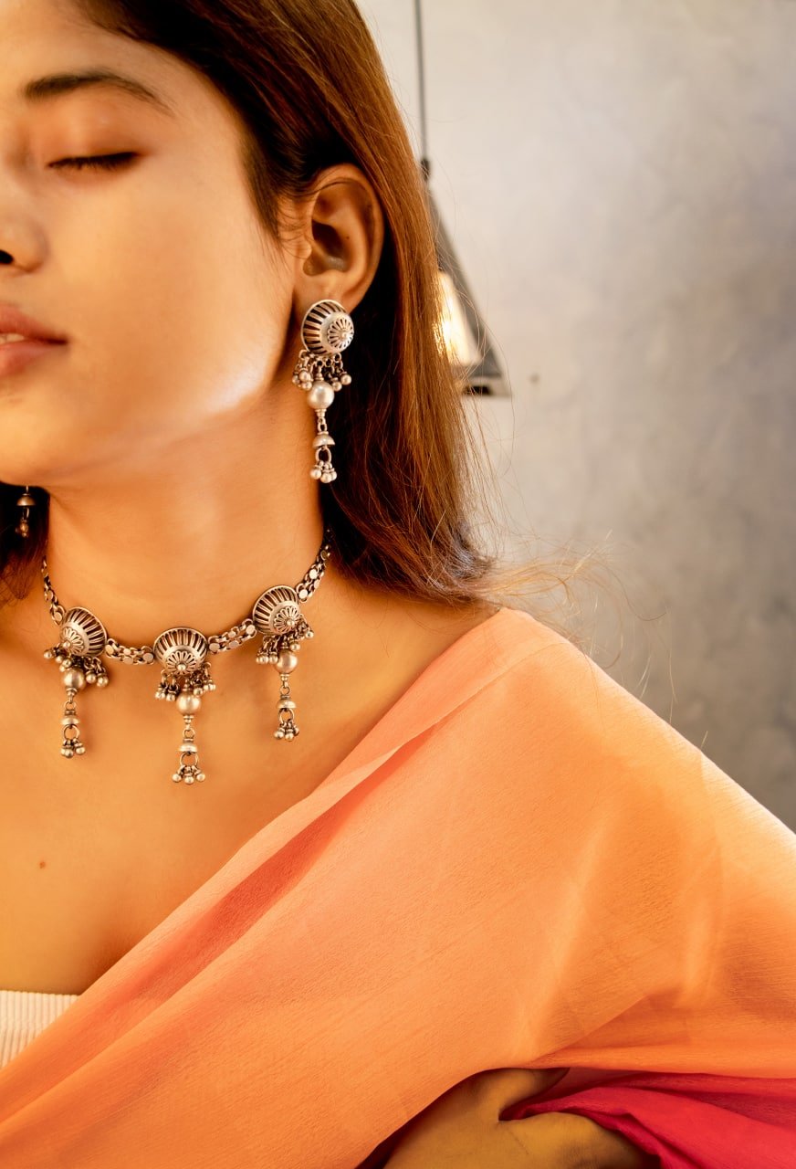 Tattva Carved Embossed Motif Ghughri Drop Choker Set