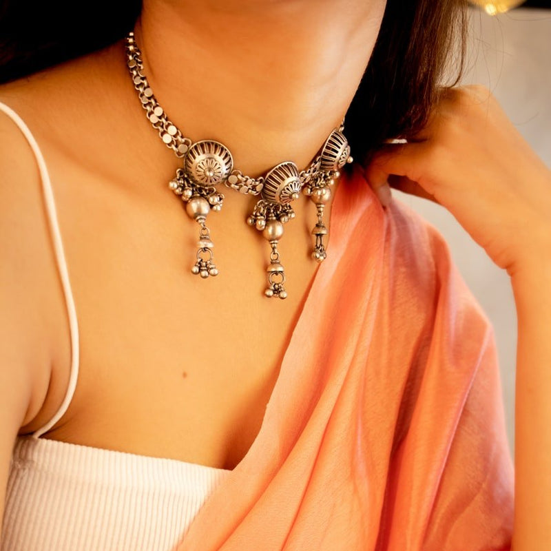 Tattva Carved Embossed Motif Ghughri Drop Choker