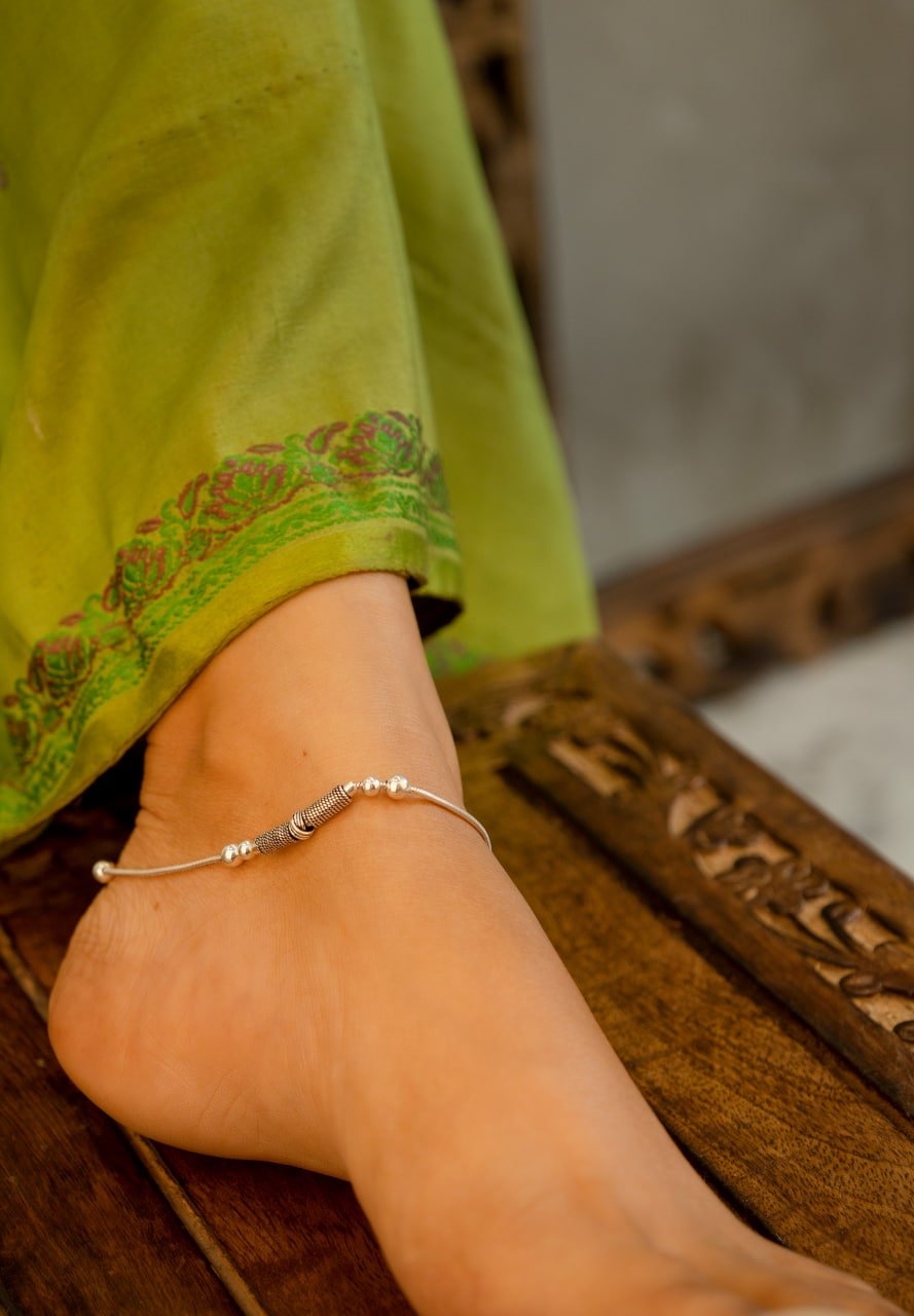 Adya Intricate Everyday Anklet