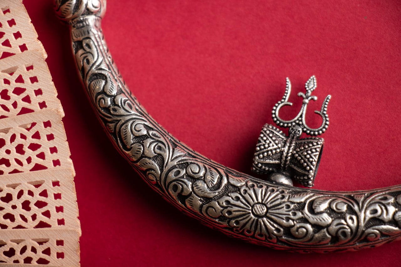 Anvaya Statement Trishul Chitai Hasli