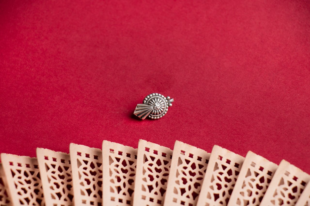 Adya Intricate Embossed Nose Clip on