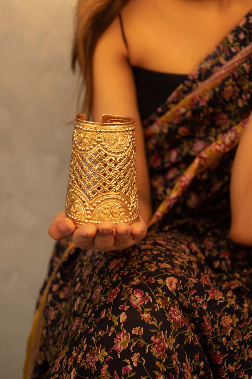 Tattva Classic Jali Chitai Detailed Gold Plated Statement Kada