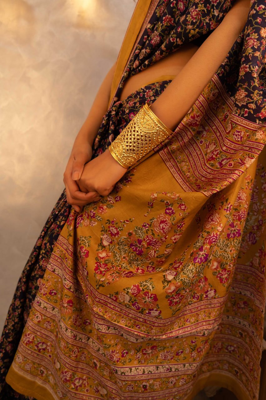 Tattva Classic Jali Chitai Detailed Gold Plated Statement Kada